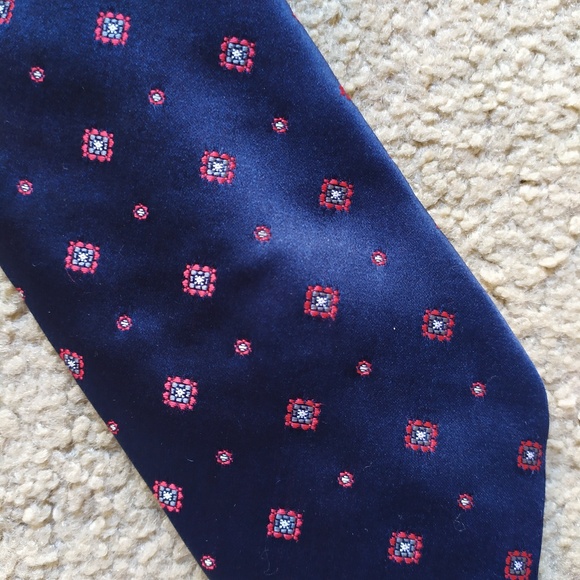 Givenchy ties - Picture 2 of 6